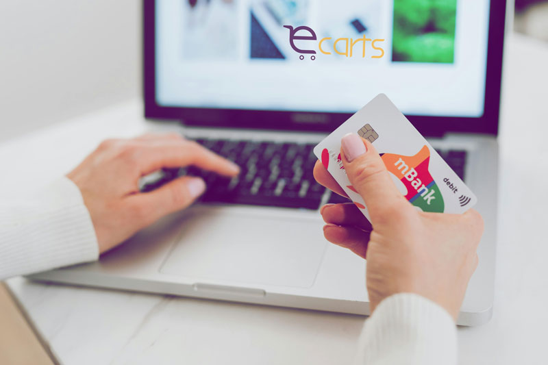  هي عملية بيع وشراء البضائع والخدمات عبر الإنترنت،
       وتعتمد التجارة الإلكترونية على التكنولوجيا والمنصات الرقمية، بما في ذلك مواقع الويب وتطبيقات الهاتف المحمول
        ووسائل التواصل الاجتماعي لجعل الشراء و البيع أكثر سهوله و شمولية حتى على المستوى الدولي.